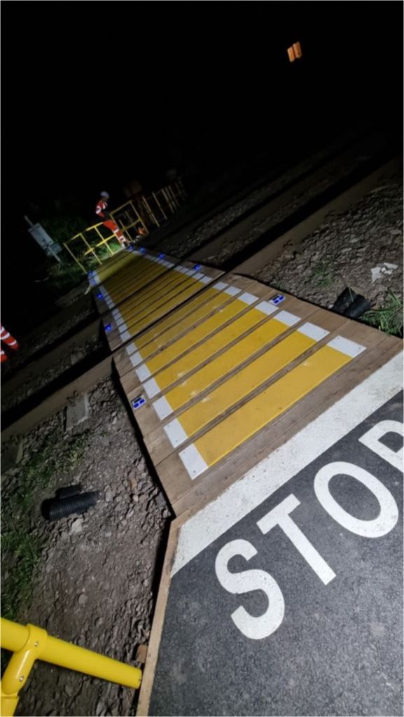 Sheriffs Ride Footpath Crossing
